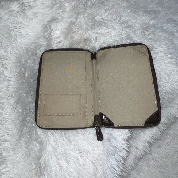 Coach Signature Portfolio Tablet Plum Monogram Holder - Picture 3 of 3